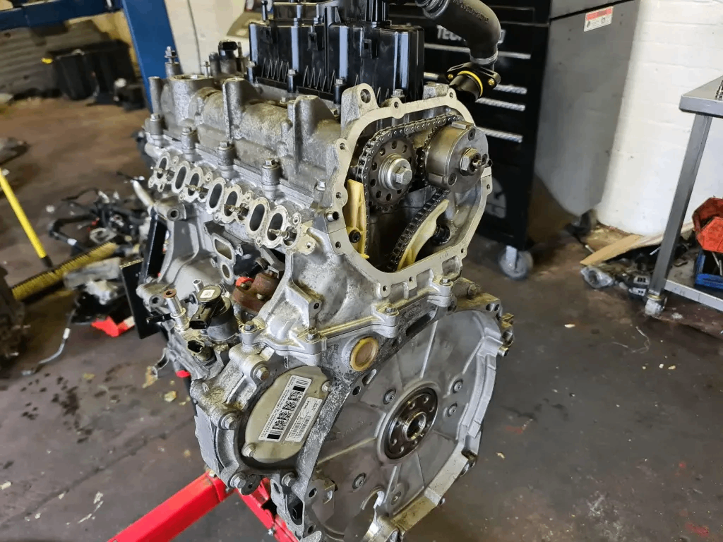 Motorschaden Reparatur Land Rover